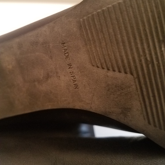 Stuart Weitzman Soft Black Leather Square Toe Boots Size 8.5 - Picture 10 of 10